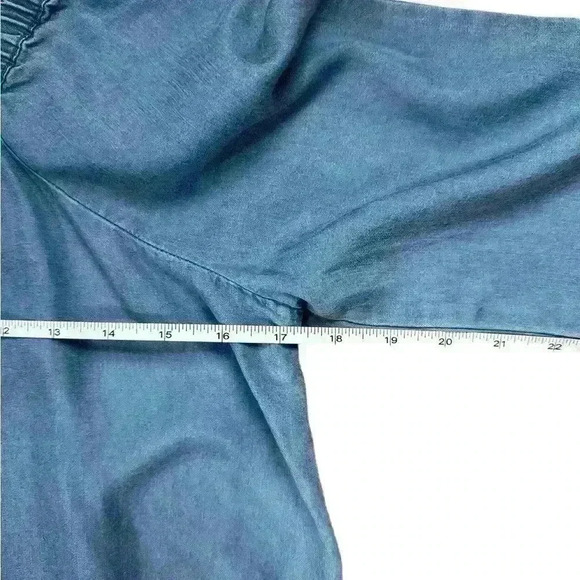 100% Lyocell Liz Claiborne Denim Blouse SP - Picture 4 of 4